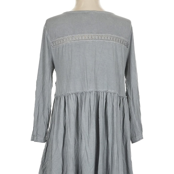 POL Lace Embroidered Neckline Back Empire Waist 3/4 Flared Sleeve Tunic Top•S - Picture 3 of 7